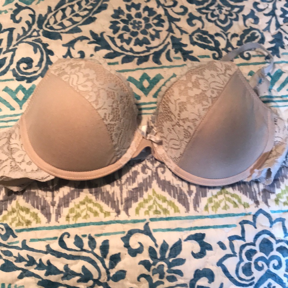 Apt 9 Bra